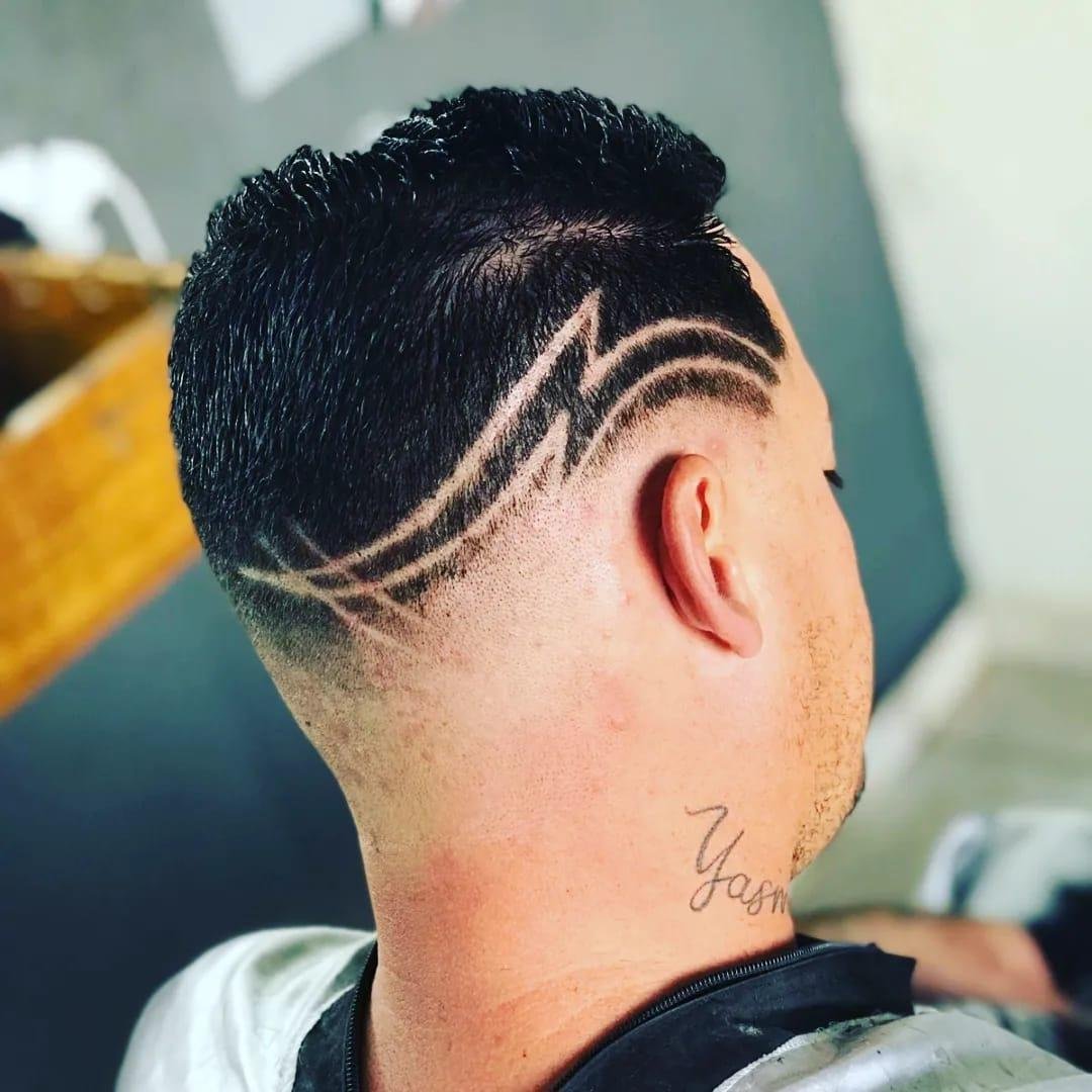 Corte degradê com desenho de coração